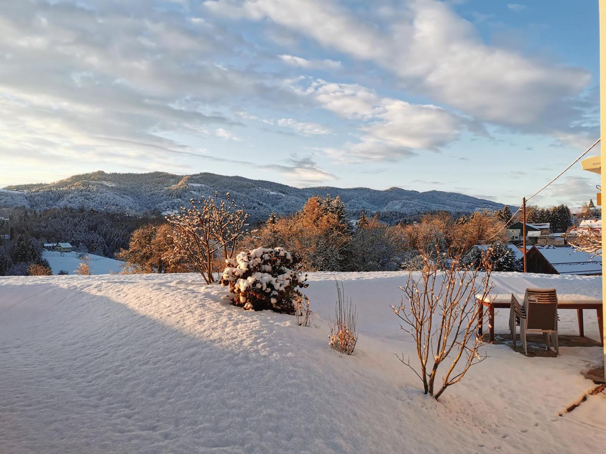 Vila Traumhaftes Ferienhaus am Lateinberg - 8455 Eibiswald Südsteiermark Exteriér fotografie